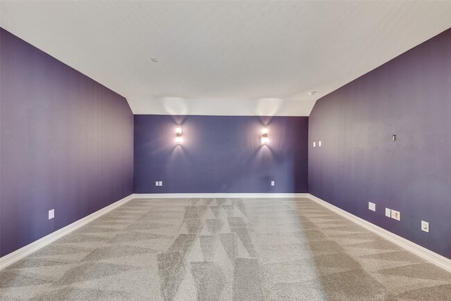 Building Photo - 5200 Amphora Ave