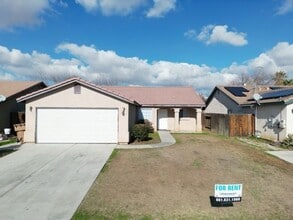 Building Photo - Cozy 4-Bedroom Home in North Bakersfield
