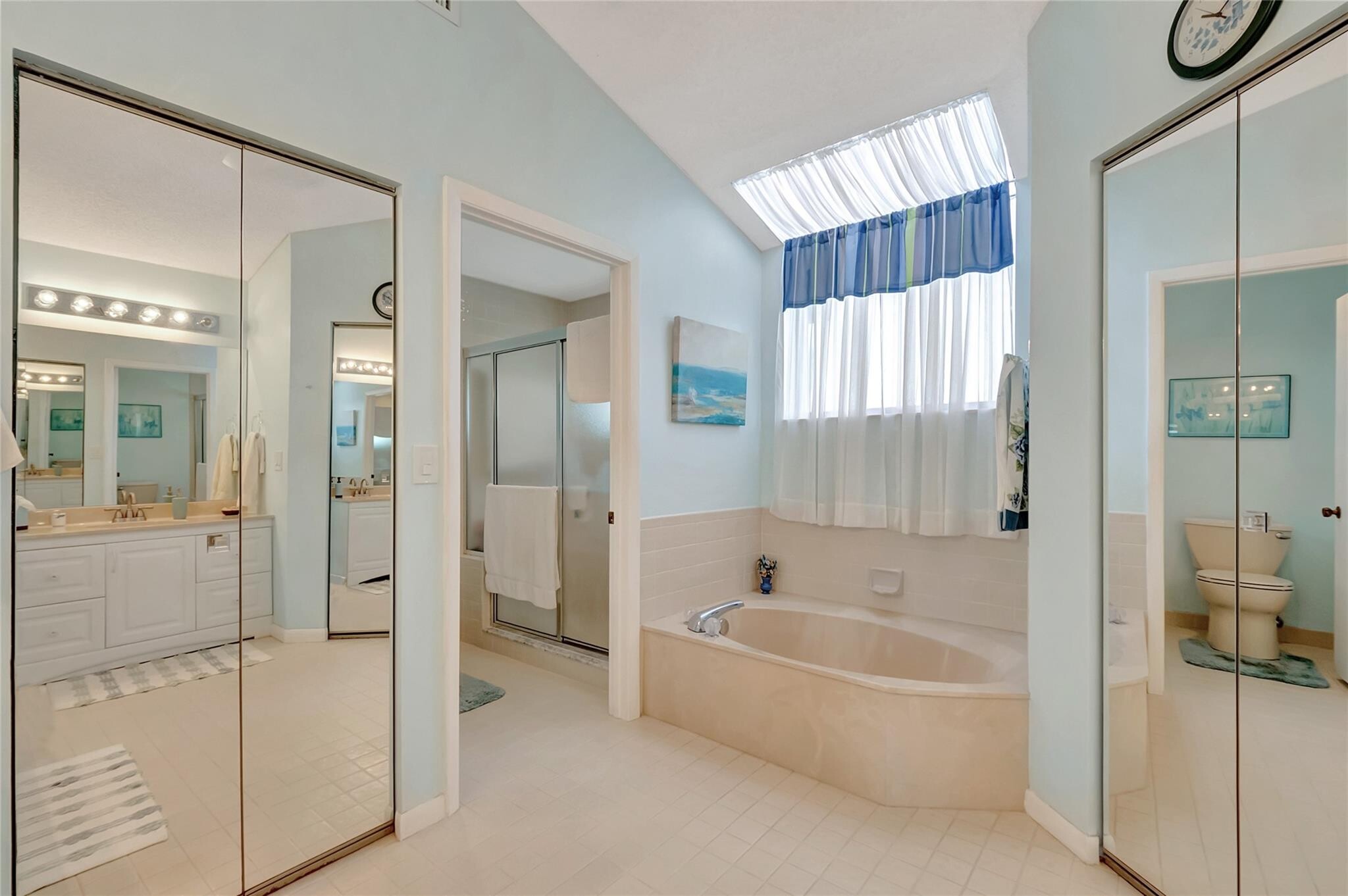 Building Photo - 8224 Cassia Dr