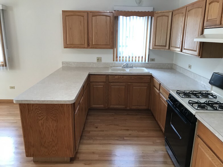 Building Photo - 4453 S Harlem Ave