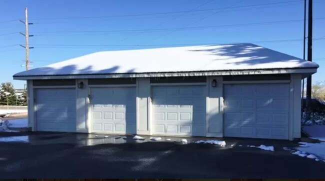 Building Photo - Condo for rent in Baxter Springs