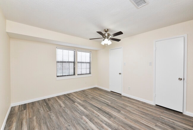 Building Photo - 14573 Misty Meadow Ln