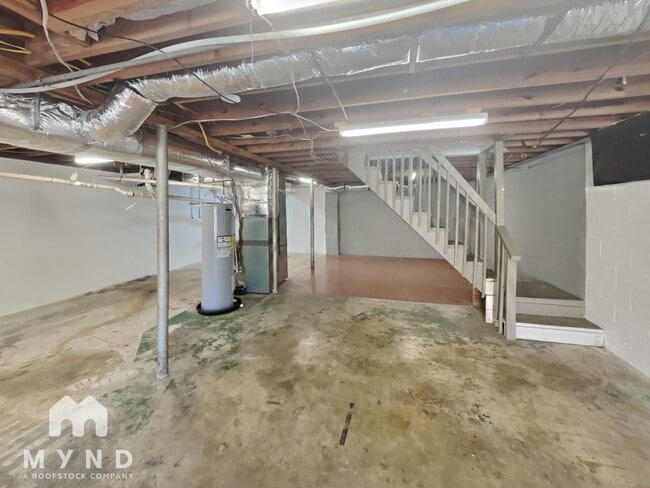 Building Photo - 3021 Watts Dr