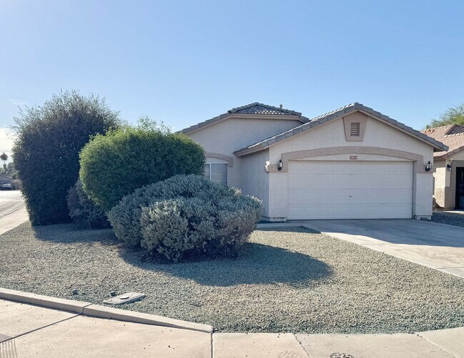 Building Photo - 3 Bedroom 2 Bath Single Level Home In Peor...