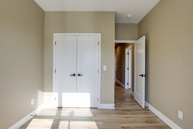 Building Photo - 102 Rosenwald St