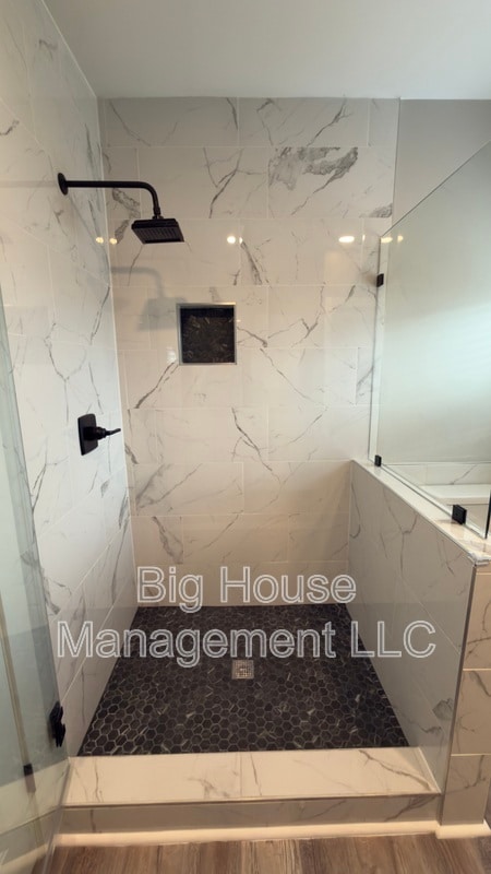 Building Photo - 247 Farragut St NW