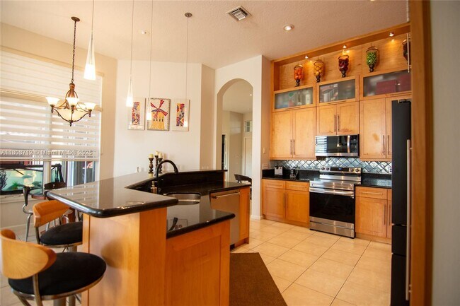 Building Photo - 1714 Victoria Pointe Cir