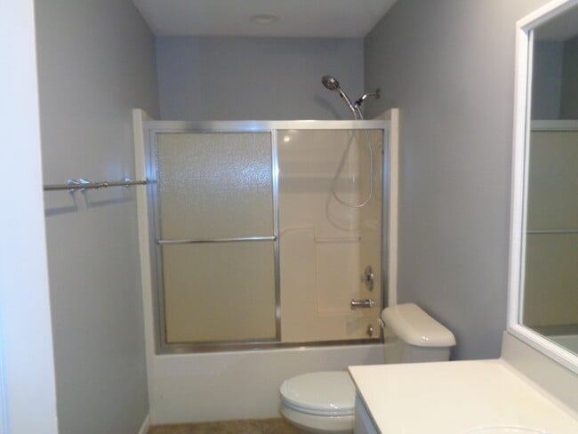 Building Photo - 3801 Blue Cedar Ln