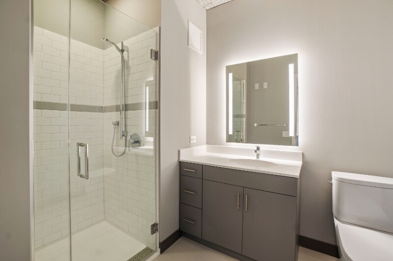 Building Photo - 153 N Elizabeth St