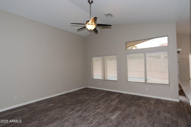 Building Photo - 6760 W Monona Dr