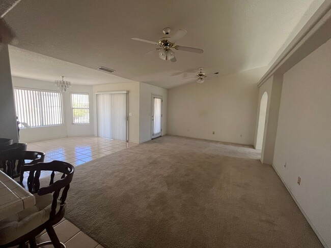 Building Photo - 3 Bedroom - 2 Bath Home