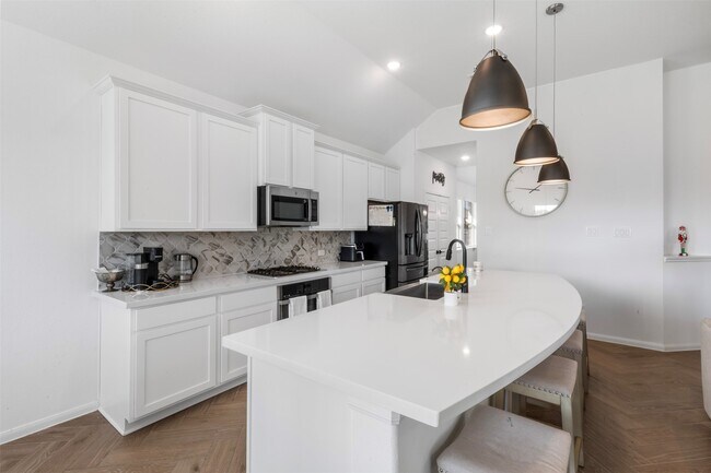 Building Photo - 11918 Autumn Leaf Dr