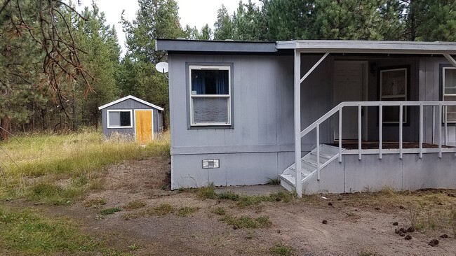 Building Photo - 1837 Lund Rd