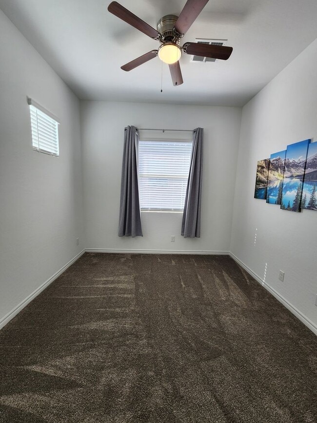 Building Photo - Guard-Gated Cadence | 2 Bed Single-Story Home in 55+ Community | WiFi Included