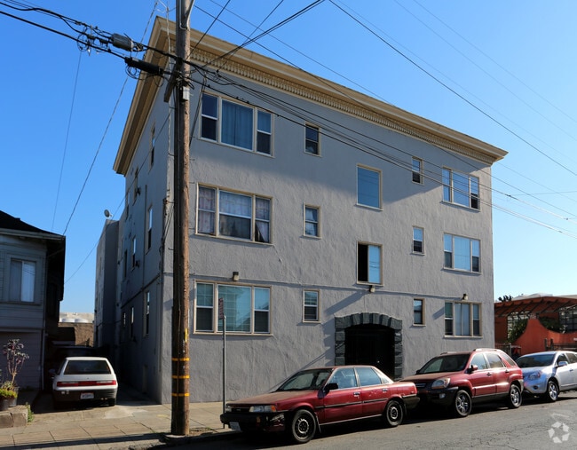 Building Photo - Station Haus