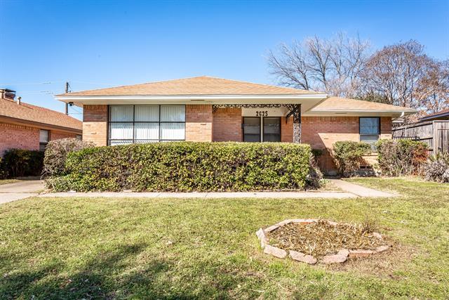 Building Photo - 2625 San Medina Ave