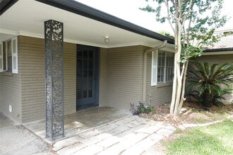 Building Photo - 918 Lehman St