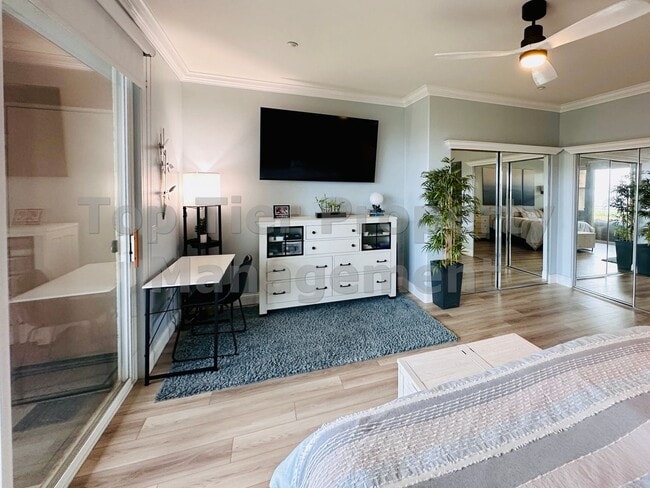 Building Photo - ***Beautiful 2 bed / 2 bath Townhome in Co...