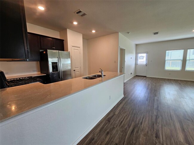 Building Photo - 228 Gabriels Bluff Dr