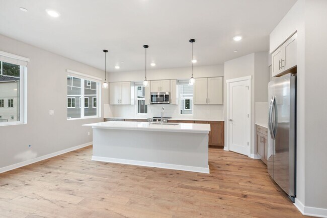 Building Photo - NEW CONSTRUCTION - 4 Bed | 3.5 Bathroom | ...