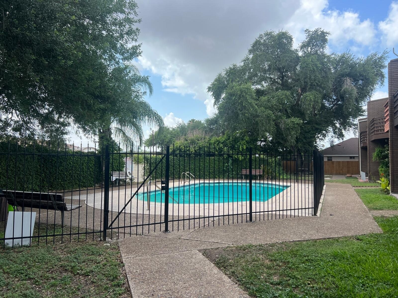 Building Photo - 1405 N 15th St