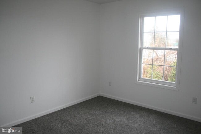 Building Photo - 67 Downey Oak Cir