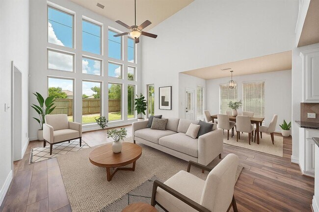 Building Photo - 28915 Crested Butte Dr