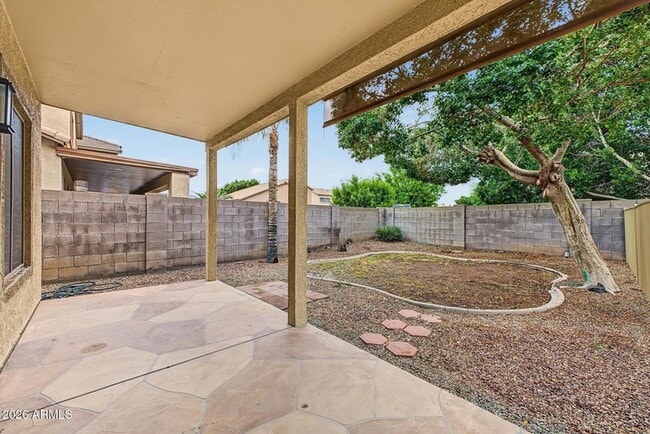 Building Photo - 15523 W Central St