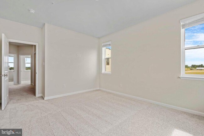 Building Photo - 808 Creekway Dr