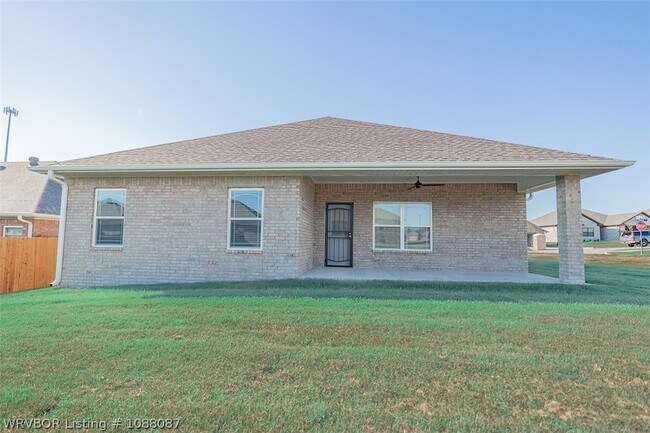 Building Photo - 9023 Mayswood Pl