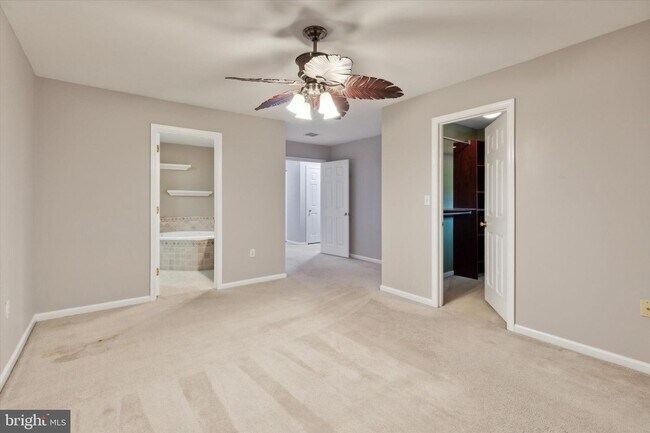 Building Photo - 125 Vernon Ct