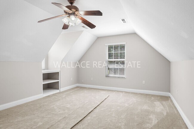 Building Photo - PRICE REDUCTION!!  FARRAGUT: TWO STORY 3 B...