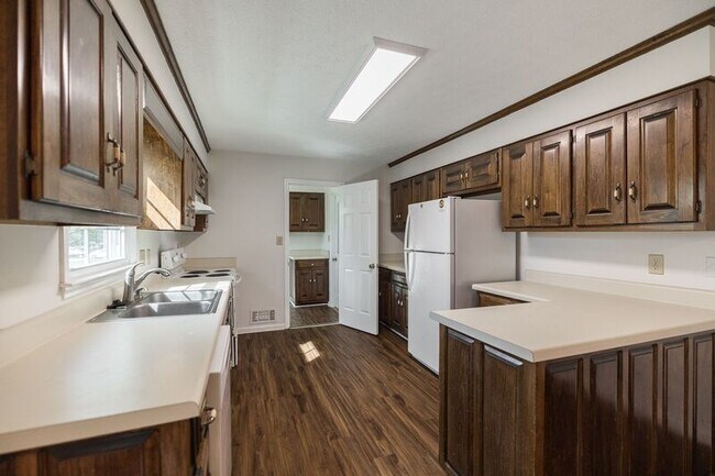 Building Photo - 110 Breckenridge Ln