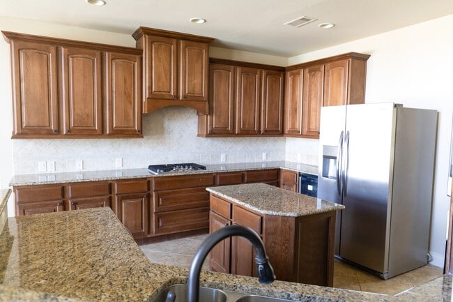 Building Photo - 27958 Bradford Ridge Dr