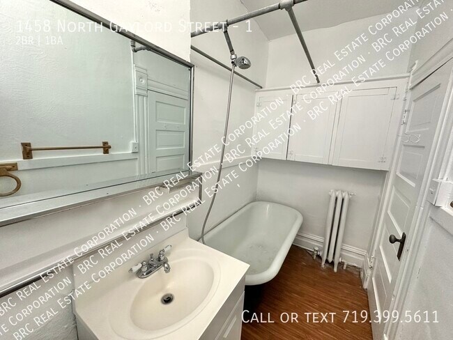 Building Photo - 1458 N Gaylord St