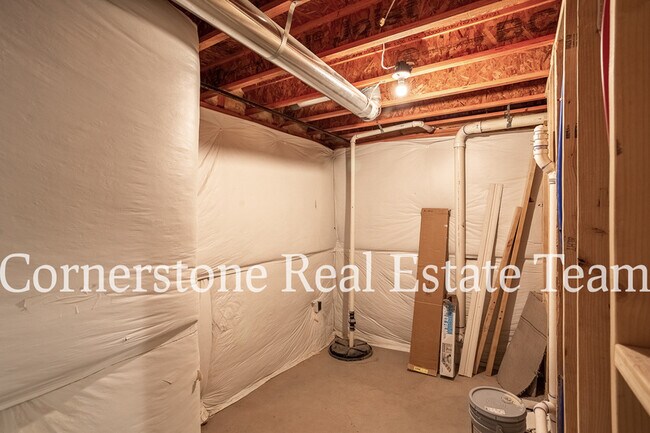Building Photo - 10758 Saco Dr