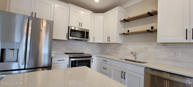 Building Photo - 10932 Monkshood Dr