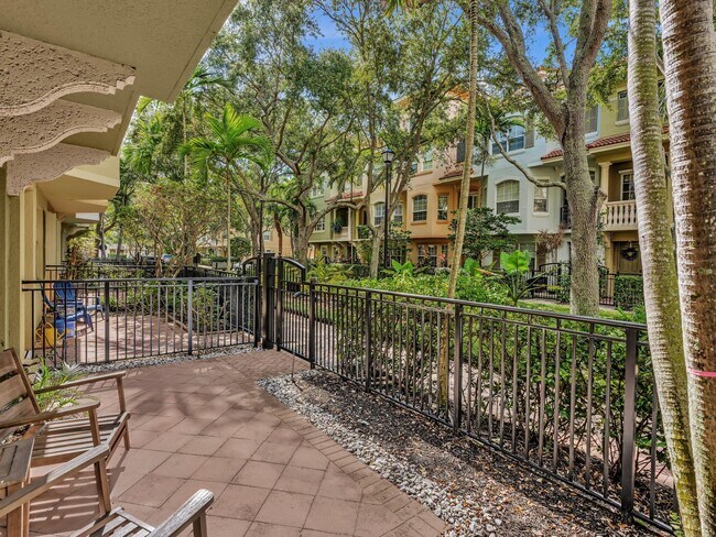 Building Photo - 2751 Ravella Way