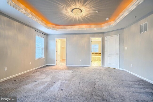 Building Photo - 601 Long Wall Dr