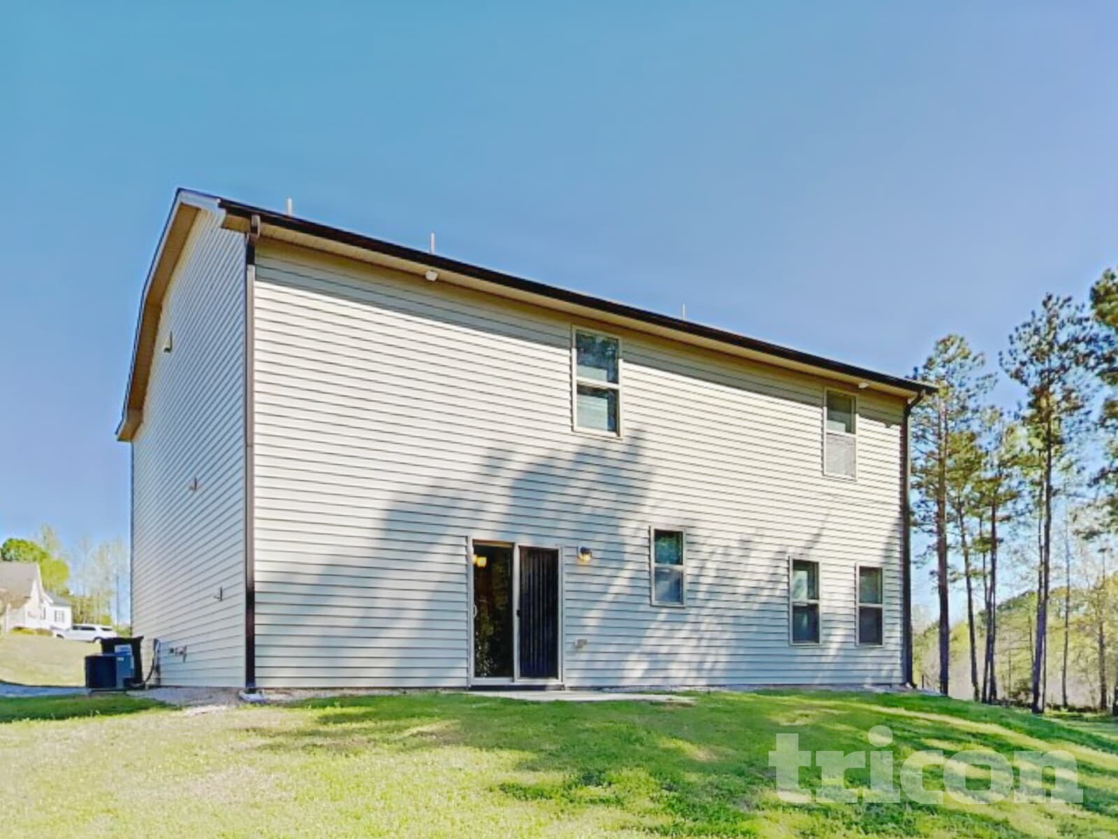 Building Photo - 1100 Silver Farm Rd