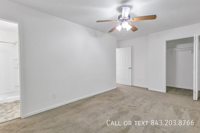 Building Photo - 302 Springview Ln