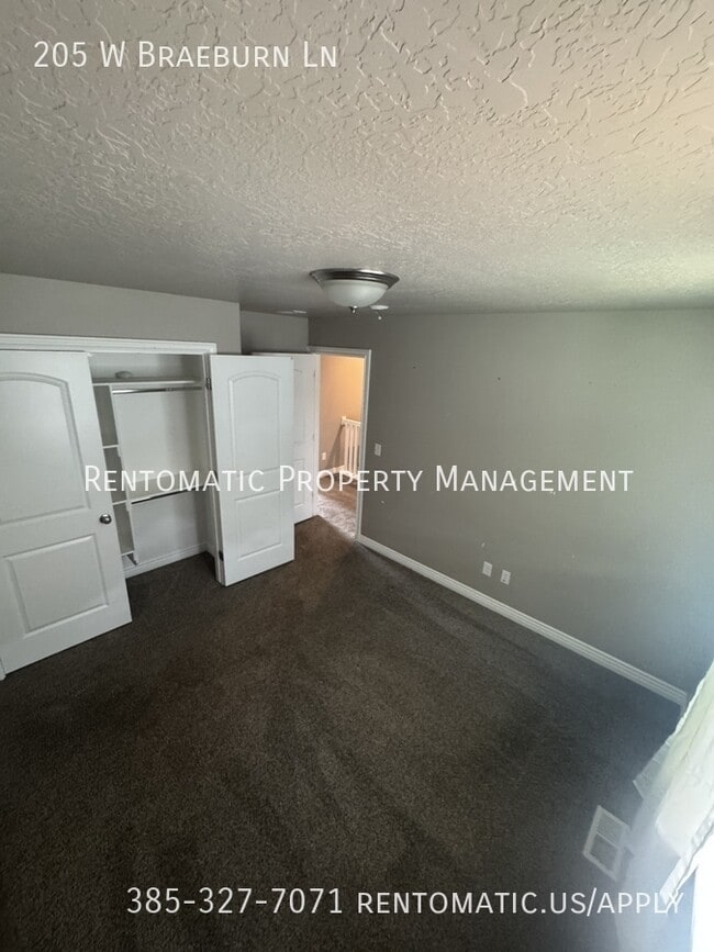 Building Photo - 205 Braeburn Ln