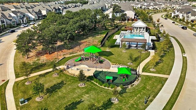 Building Photo - 2653 Acadia Dr