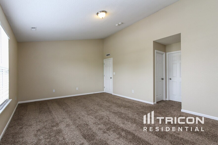 Building Photo - 1745 Perry Commons Blvd