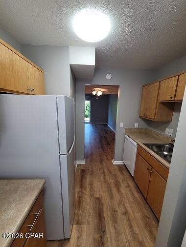 Building Photo - 1202 Drake Ave