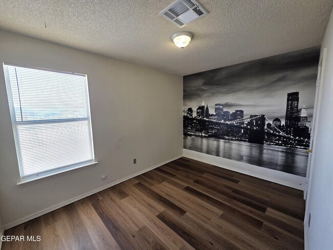 Building Photo - 2304 Tierra Serena Rd