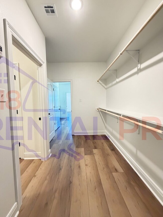 Building Photo - New Construction! 3 Bed 2 Bath in Country Club Estates!