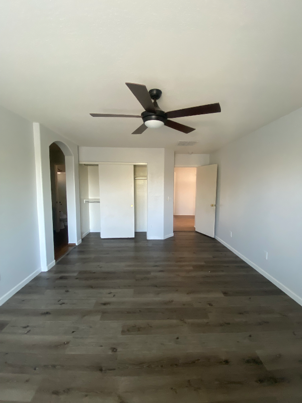 Building Photo - 40385 W Thornberry Ln