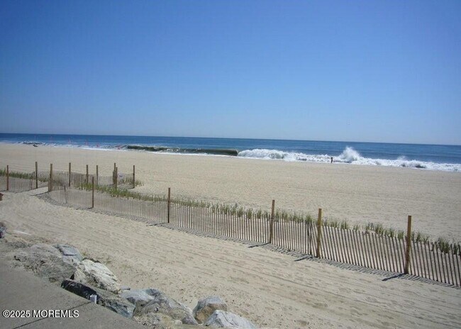 Building Photo - 1201 Ocean Ave