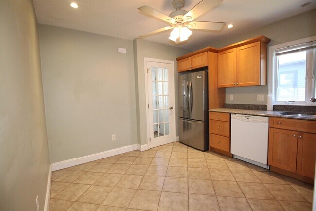 Building Photo - 63 Foster St